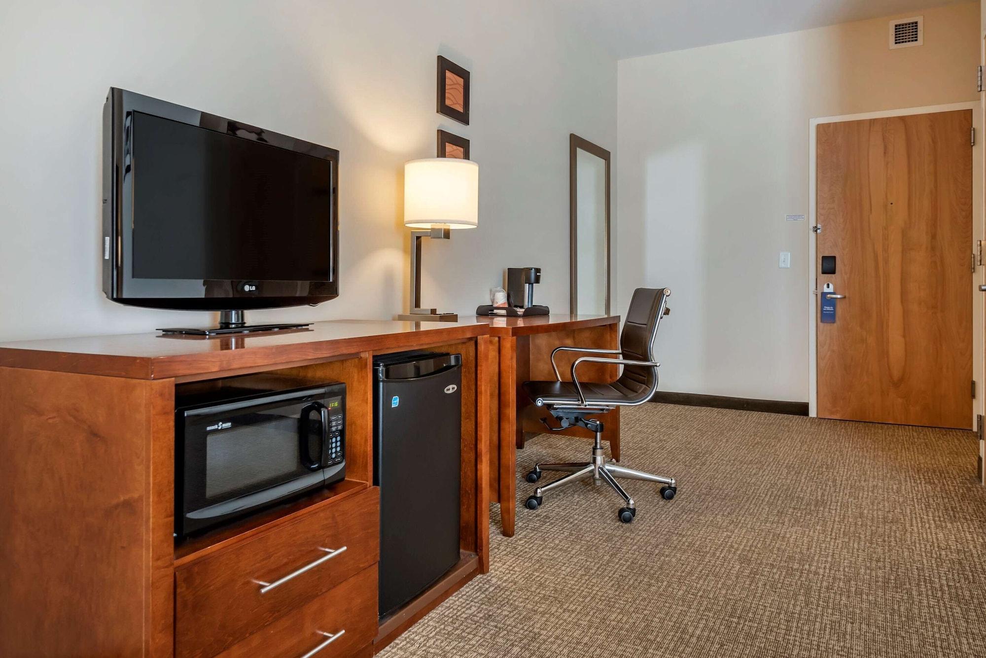 Comfort Inn Apalachin - Binghamton W Route 17 Екстериор снимка